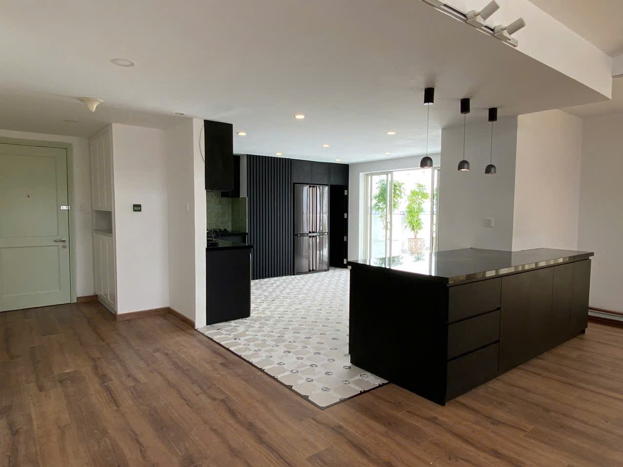 Cho thuê Căn hộ chung cư Phường Thảo Điền, Quận 2, Diện tích 330m², Giá Thương lượng 8