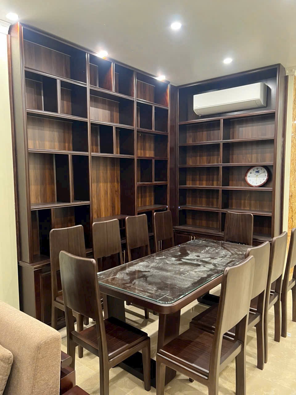 Cần bán 79,1m2 nhà 6 tầng, thang máy, vỉa hè siêu rộng 10m đầu phố Ngô Gia Tự, Việt Hưng