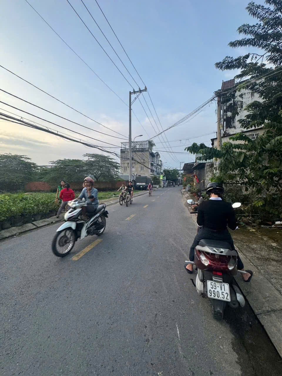 BÁN GẤP DÃY TRỌ (12x50) – MẶT TIỀN ĐƯỜNG ĐÔNG THẠNH, HÓC MÔN GIÁ RẺ 3