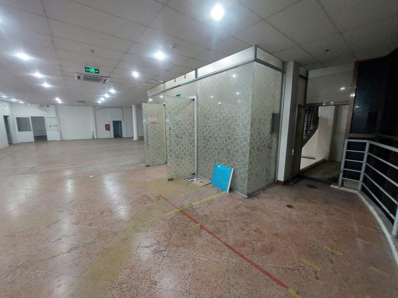 Cho thuê Văn phòng Phường 11, Quận 6, Diện tích 438m², Giá 0180 Triệu/tháng 4