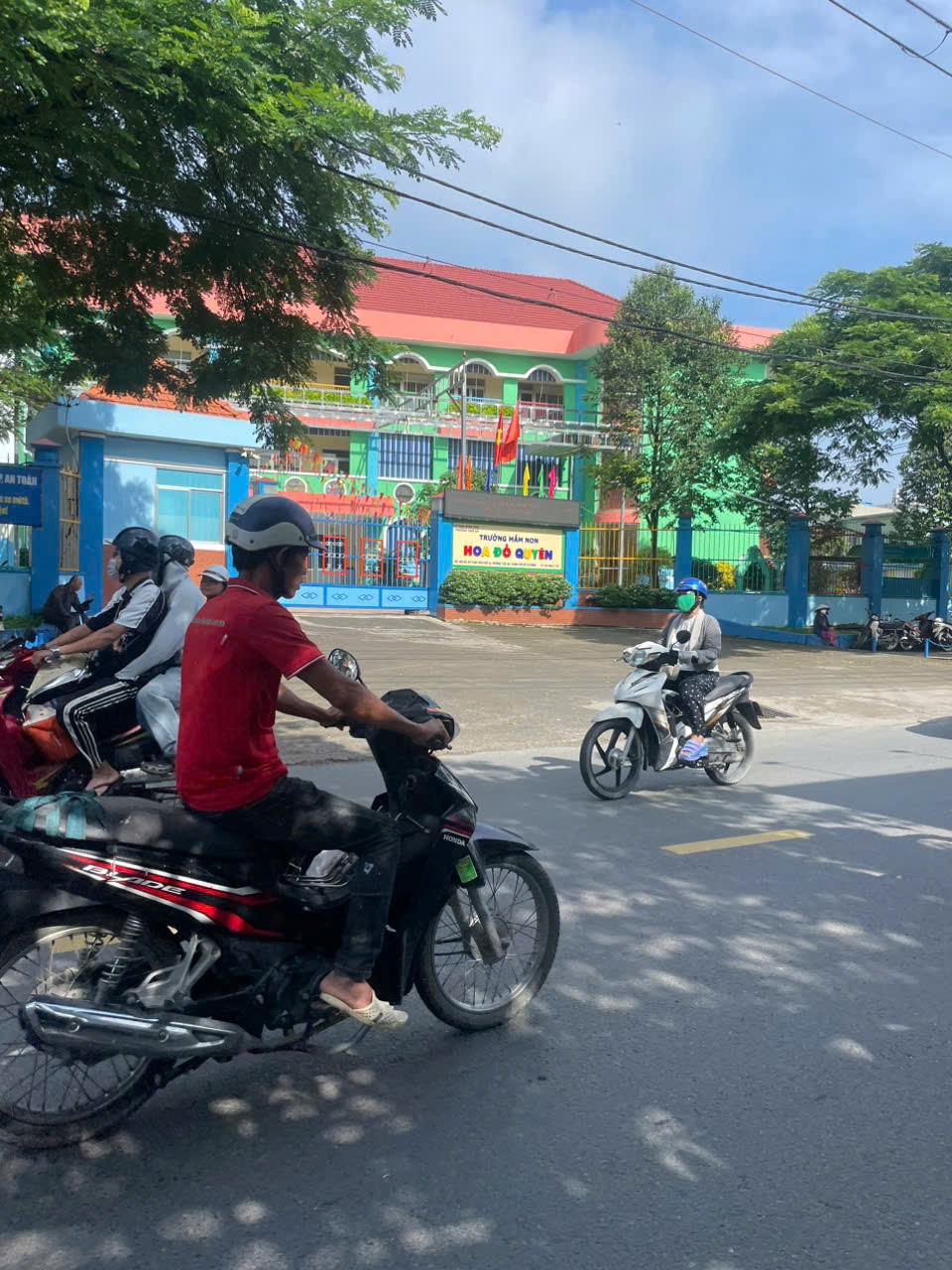 BÁN GẤP NHÀ NGANG KHỦNG 8M MẶT TIỀN KD - VỊ TRÍ VÀNG NGAY TRUNG TÂM THẠNH LỘC, Q12 2