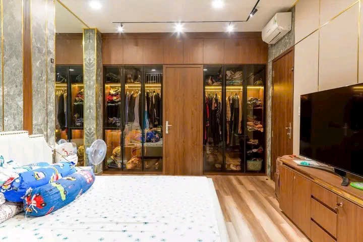 Cho thuê Nhà mặt tiền Phường Phú Mỹ, Quận 7, Diện tích 150m², Giá 60 Triệu/tháng 9