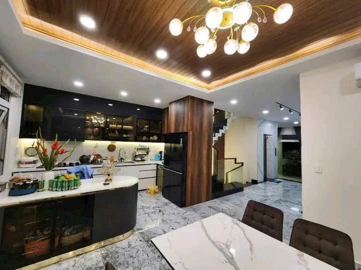 Cho thuê Nhà mặt tiền Phường Phú Mỹ, Quận 7, Diện tích 150m², Giá 60 Triệu/tháng