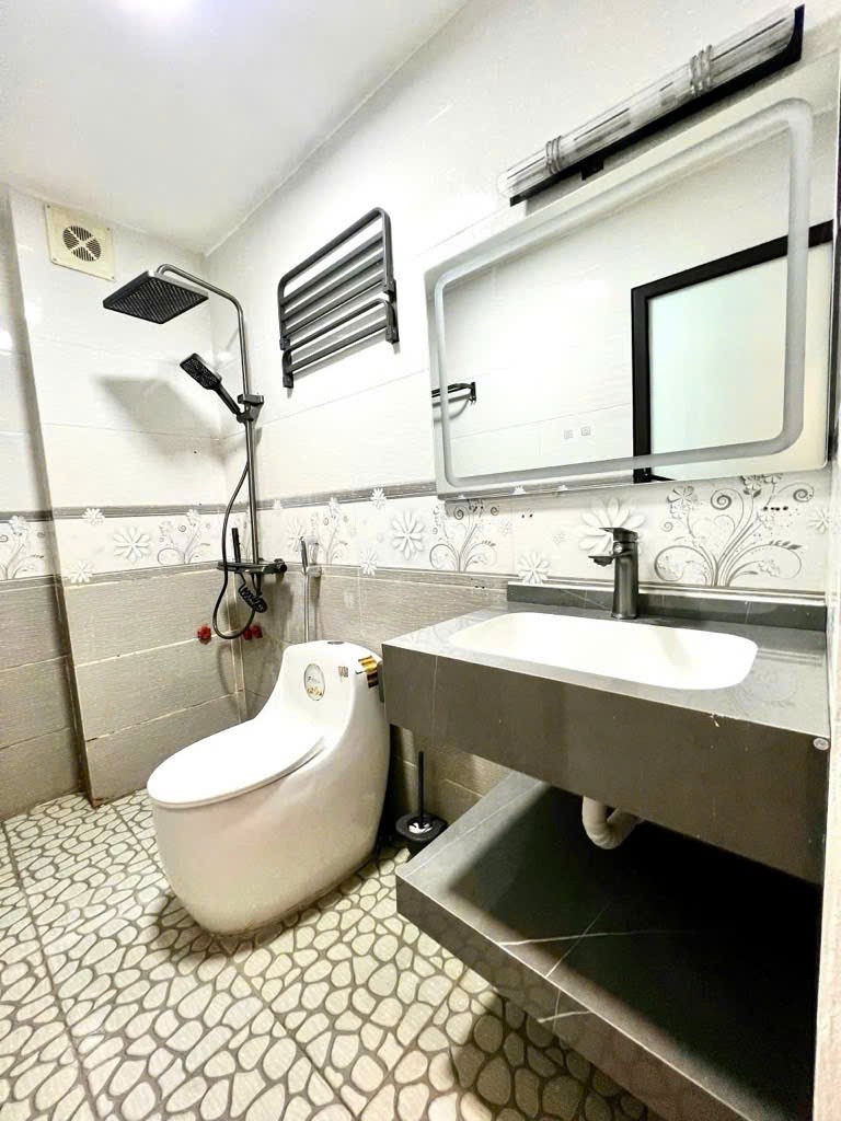 QUYẾT THẮNG HÀ ĐÔNG NHỈNH 7 TỶ _38M*4 TẦNG FULL NỘI THẤT _ĐƯỜNG ÔTÔ_ TIỆN ÍCH AN SINH ĐỈNH 4