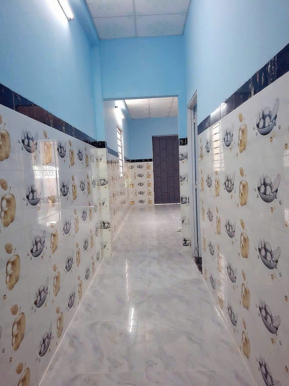 Bán gấp nhà cấp 4 xã Đức Lập Hạ tổng dt 250m2 ( có 132m2 thổ ) 1 lầu 4pn 2wc giá 1,68 tỷ 8