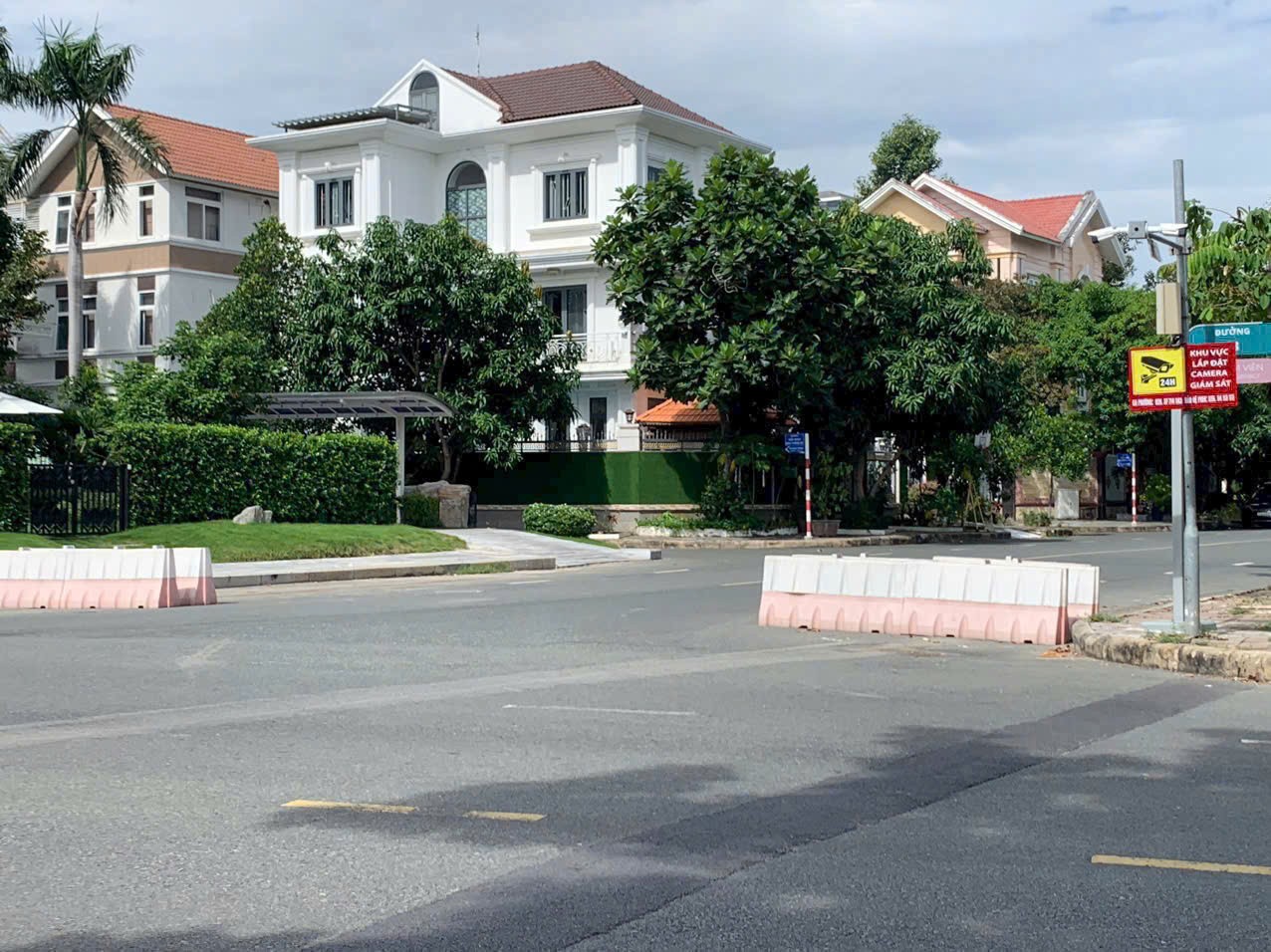 Cần bán Biệt thự Quận 7, Hồ Chí Minh, Diện tích 285m², Giá 151 Tỷ