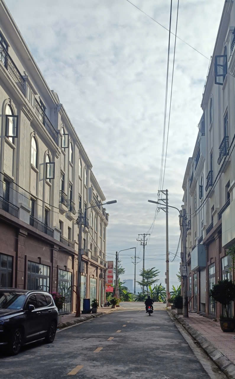 Liền kề Sơn Đồng Center 84m2-5 tầng, Vỉa hè ô tô tránh, giá 12.1 tỷ 4