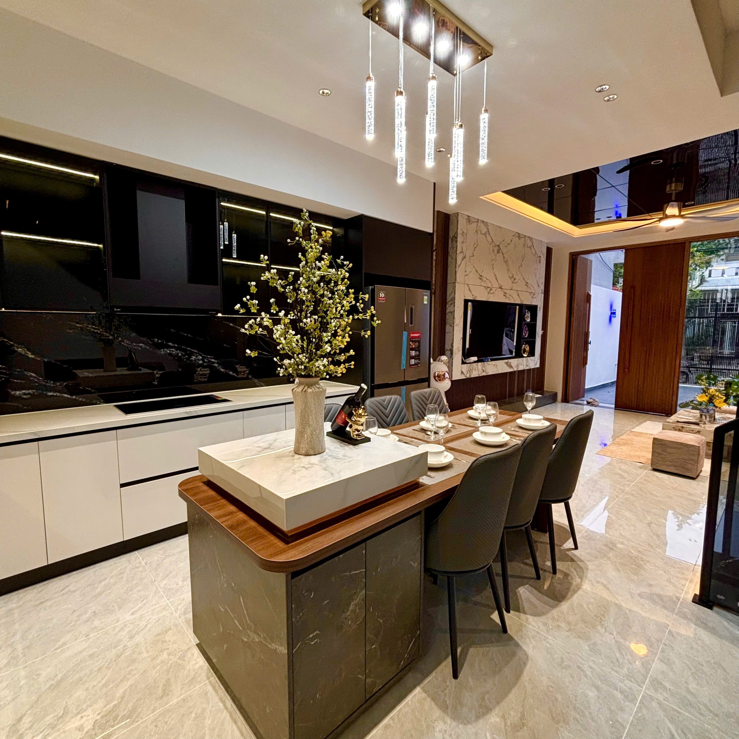 BÁN NHÀ 3 TẦNG MỚI ĐƯỜNG LỖ GIÁNG ,HOÀ XUÂN,ĐÀ NẴNG 5