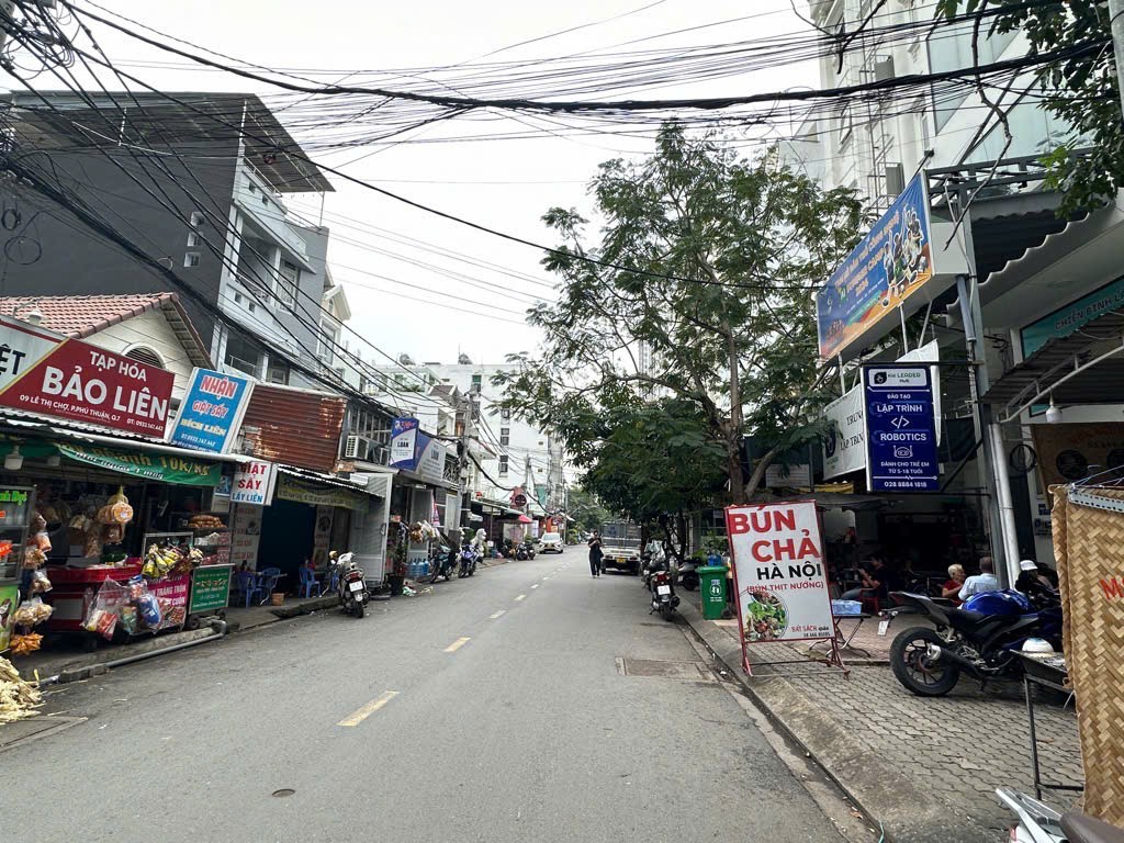 Bán nhà MT Lê Thị Chợ Quận 7 – diện tích 5x24m, 2 tầng, đang kinh doanh CHDV