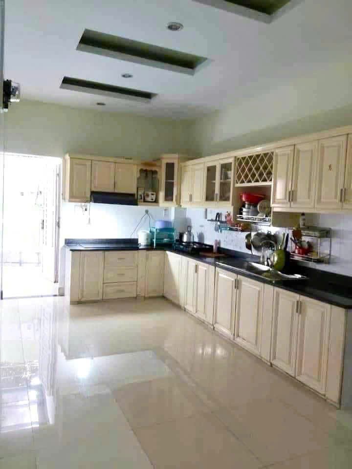 Cần bán Nhà mặt tiền Phường Phước Long B, Quận 9, Diện tích 156m², Giá 10 Tỷ 2