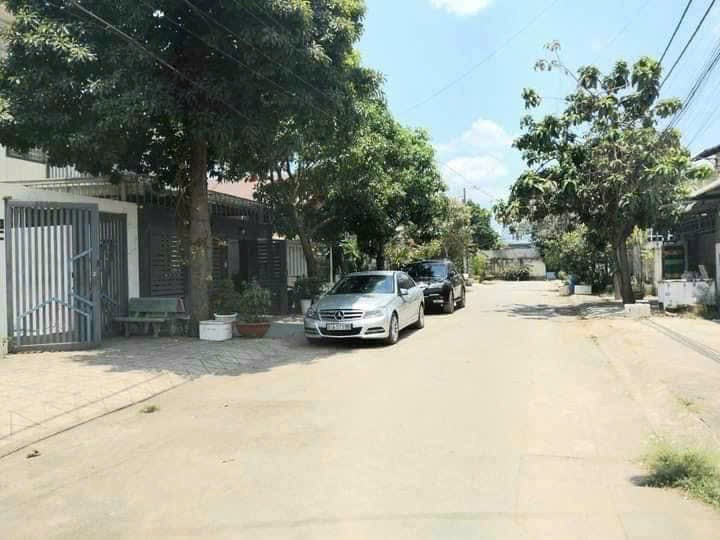 Cần bán Nhà mặt tiền Phường Phước Long B, Quận 9, Diện tích 156m², Giá 10 Tỷ