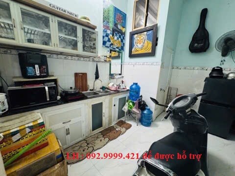 Cần bán Nhà 3 tầng, nhà hẻm đường Phạm Văn Bạch, Phường 15, Diện tích 18m², Giá 2,9 Tỷ 2