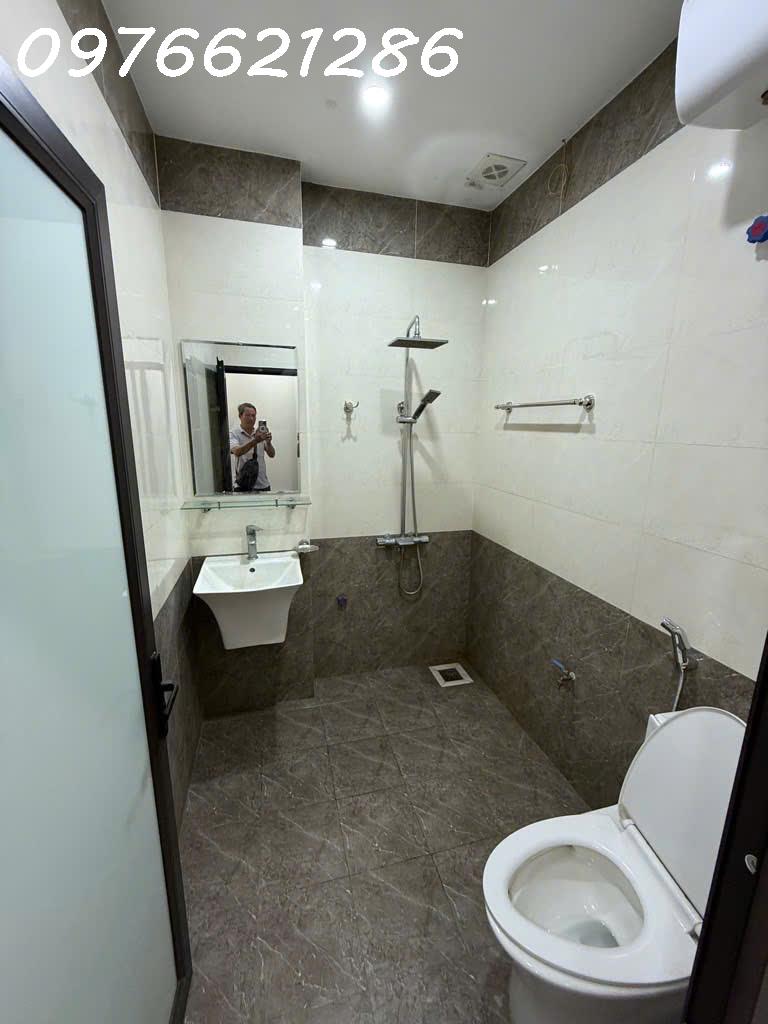 Bán NHÀ ĐẸP HIẾM CÓ Đức Giang – 32,m² – MT 3,5m – FULL NỘI THẤT – NGÕ THÔNG SÁNG – GIÁ CHỈ 6x 4