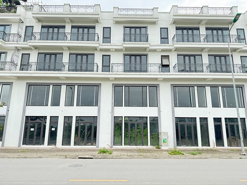 Bán Shophouse Metropolitan 80m2, Mặt Tiền 5m: Vị Trí Vàng, Hai Mặt Tiền Đường 22m, sau 5m vườn hoa 2