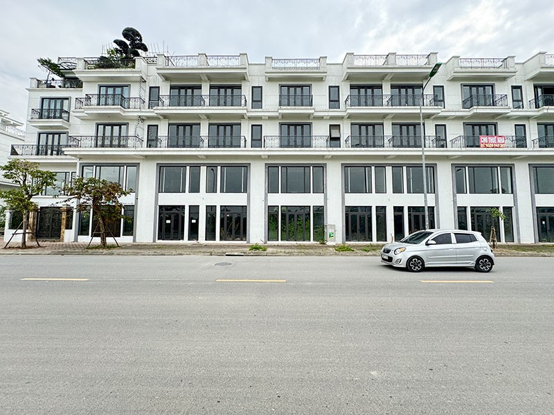 Bán Shophouse Metropolitan 80m2, Mặt Tiền 5m: Vị Trí Vàng, Hai Mặt Tiền Đường 22m, sau 5m vườn hoa 3