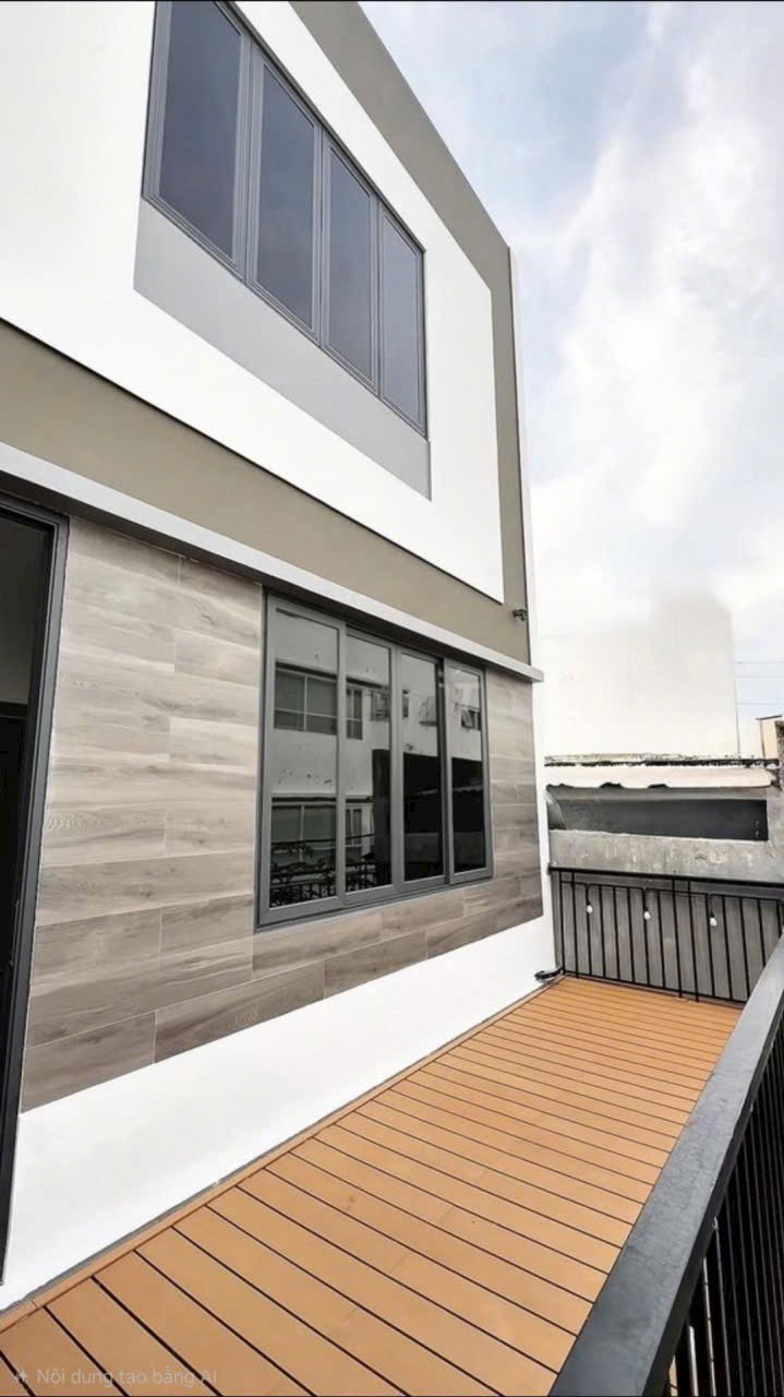 Nhà Xây Mới 1 Trệt. 2 Lầu. Sân thượng -2 PN. 3WC. Ban công lớn 6 Tỷ 250 2