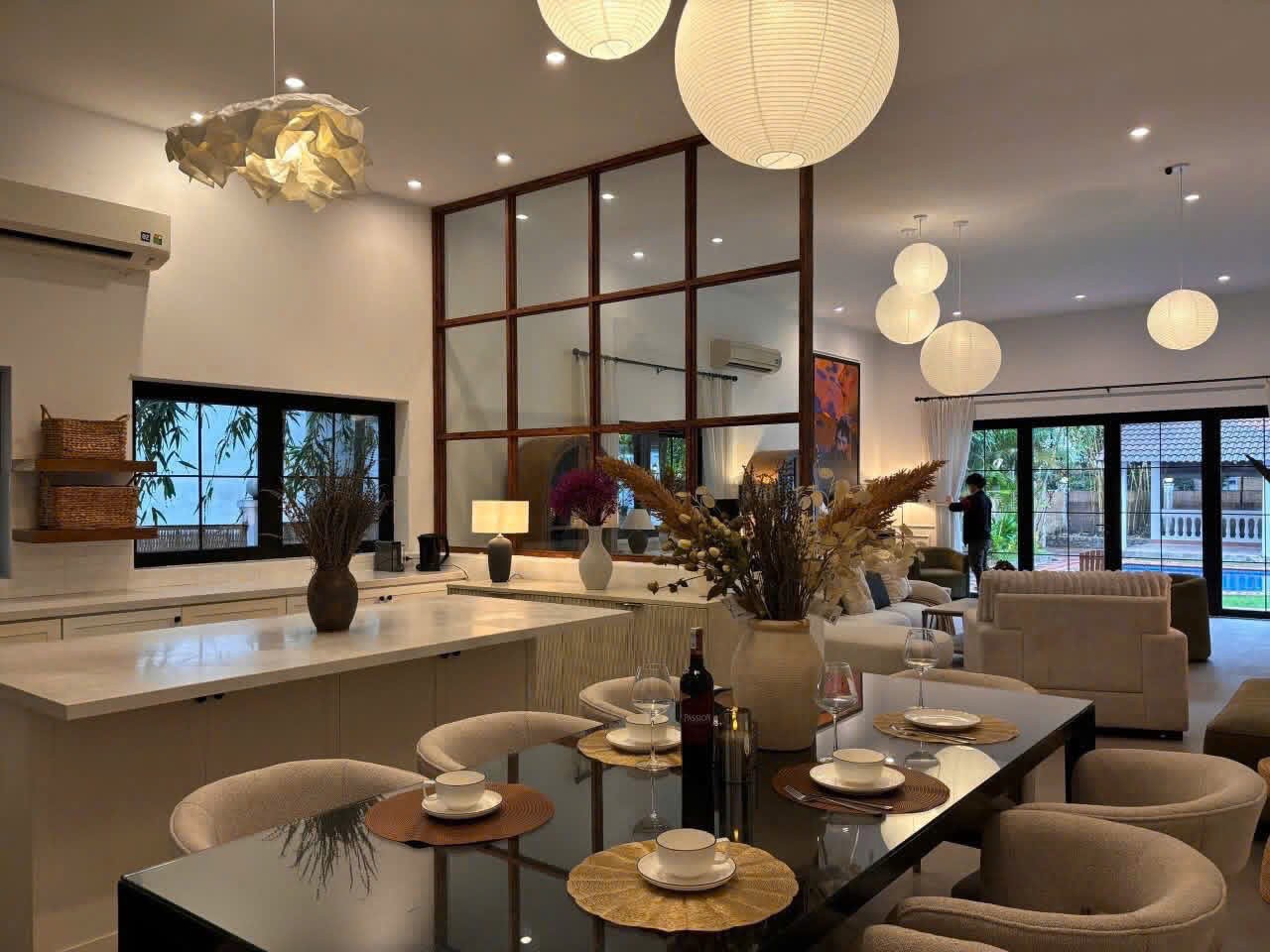 Cho thuê Biệt thự Phường An Phú, Quận 2, Diện tích 1000m², Giá Thương lượng 5