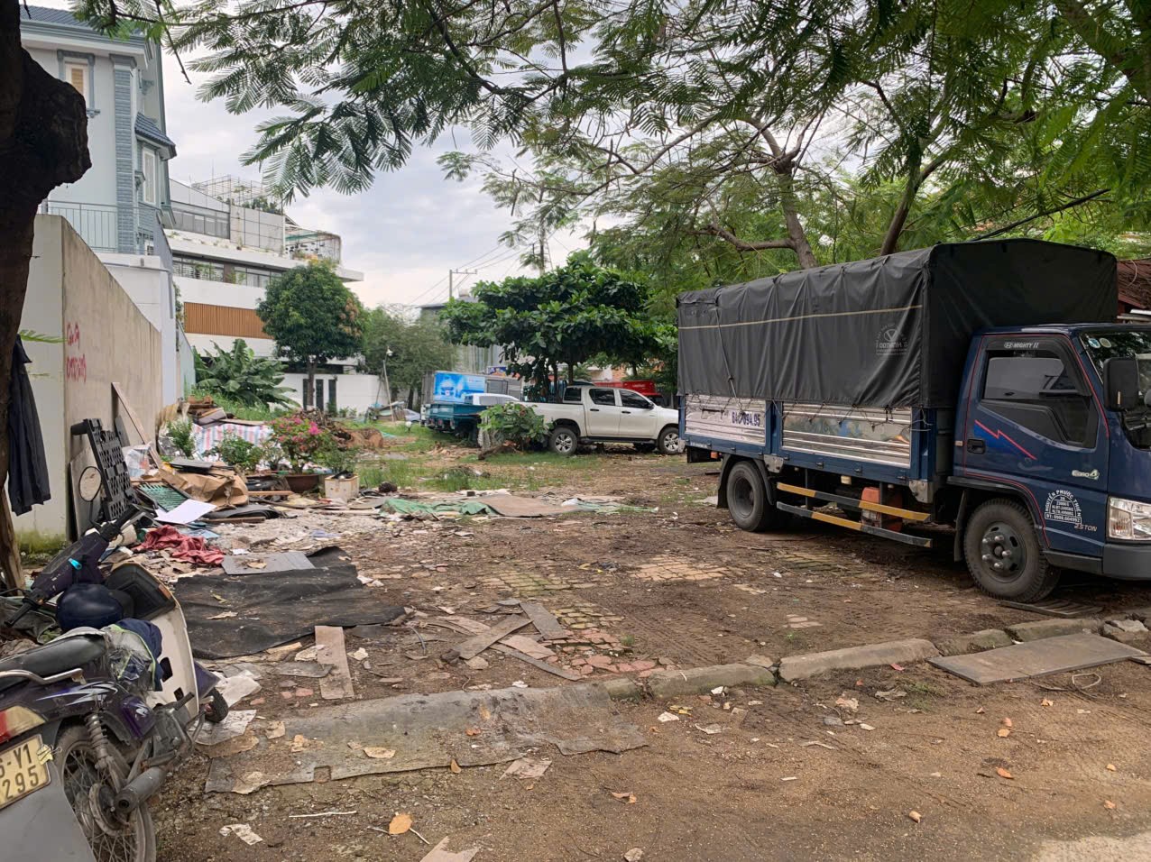 Bán gấp giảm 1 tỷ còn 17tỷ trên 280m² đất tặng căn nhà trống Phạm Văn Chiêu hẻm xe tải 1 trục thẳng 2