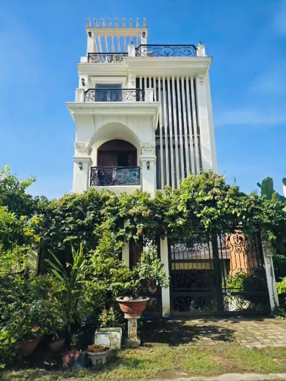 Cần bán Nhà mặt tiền Phường Cát Lái, Quận 2, Diện tích 129m², Giá 24 Tỷ 5