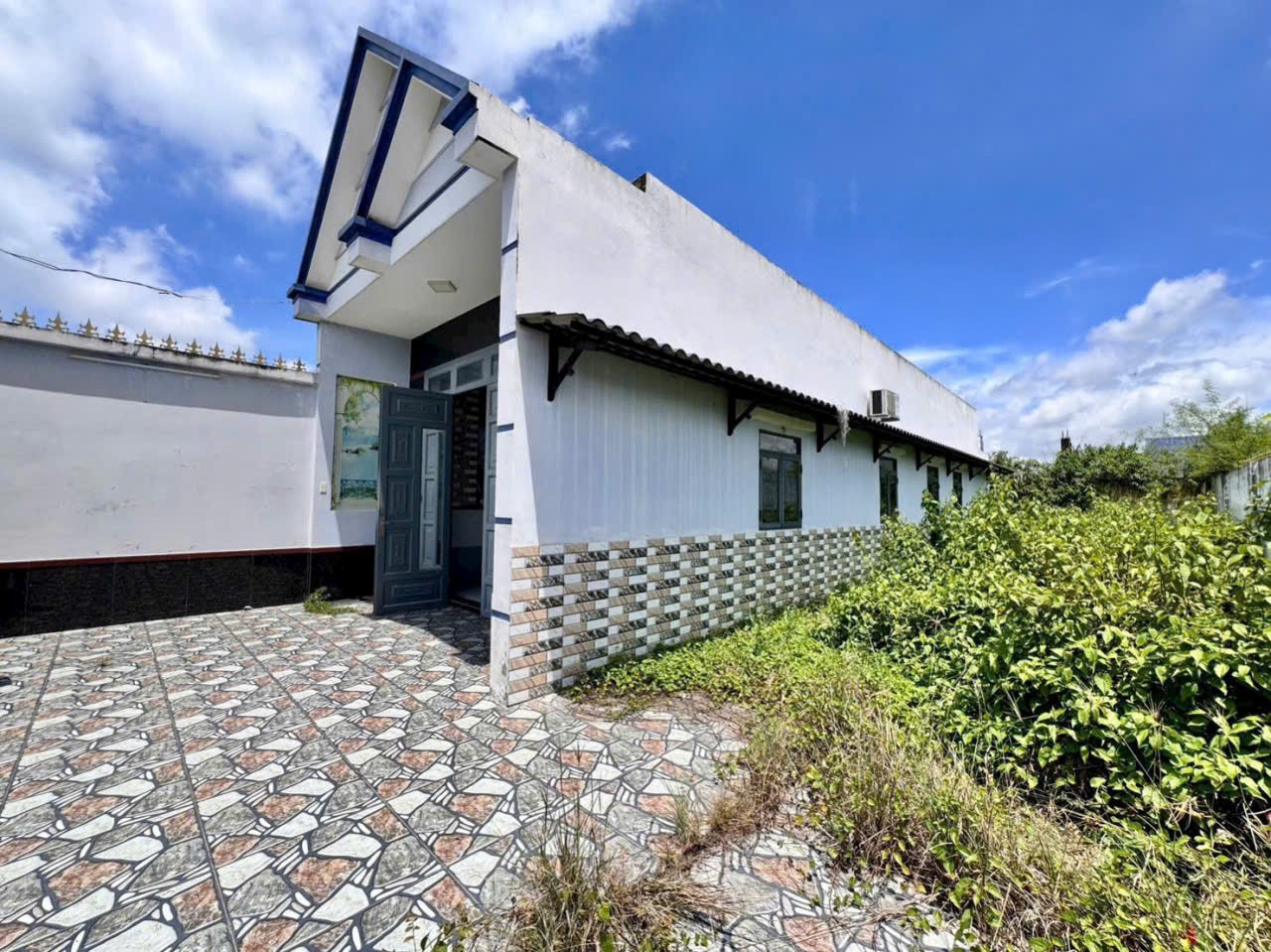 Bán nhà vườn xã Hòa Khánh Nam, dt 260m2 full thổ 2pn, 1wc giá ngợp 2 tỷ 2