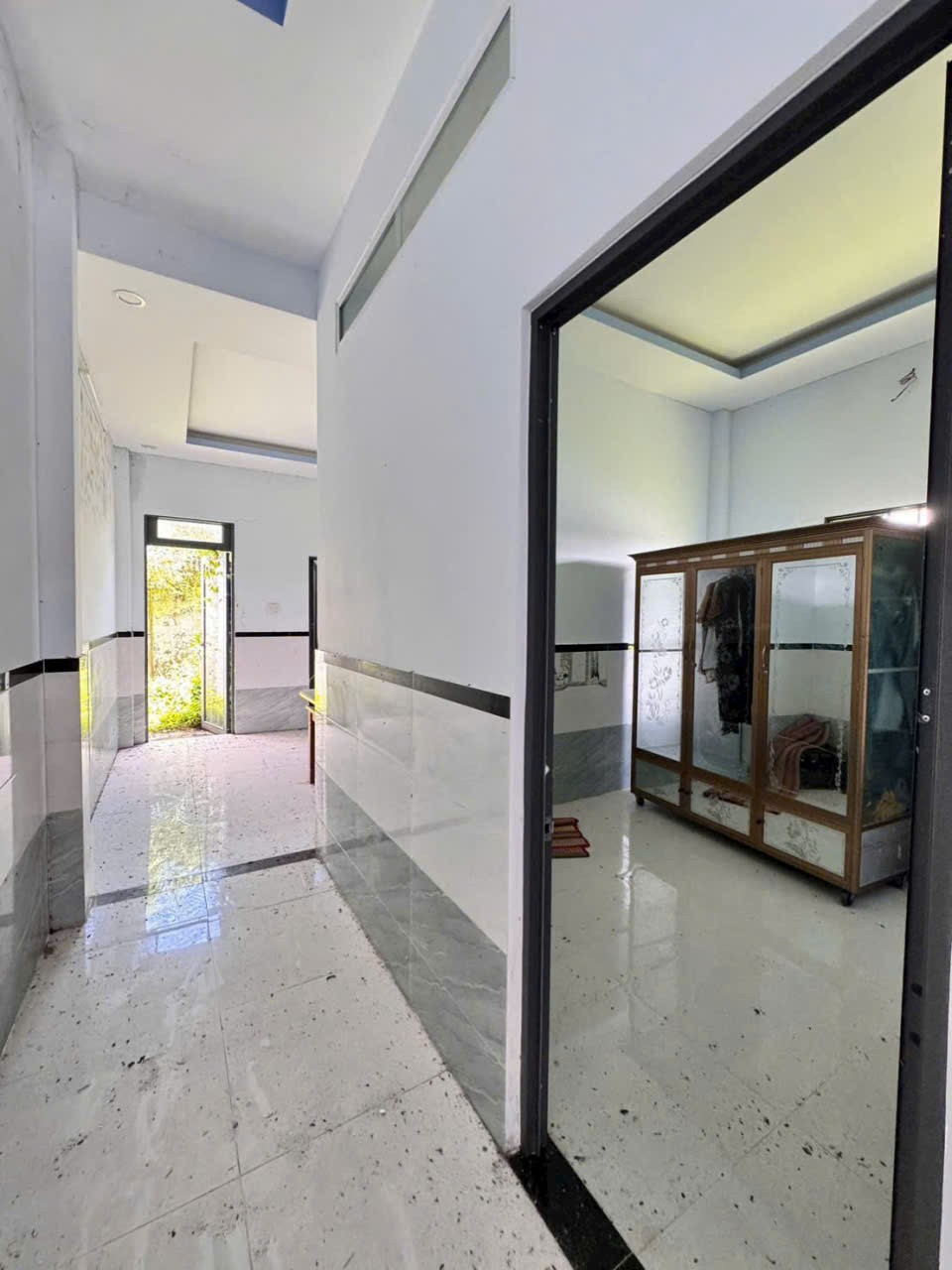 Bán nhà vườn xã Hòa Khánh Nam, dt 260m2 full thổ 2pn, 1wc giá ngợp 2 tỷ 6