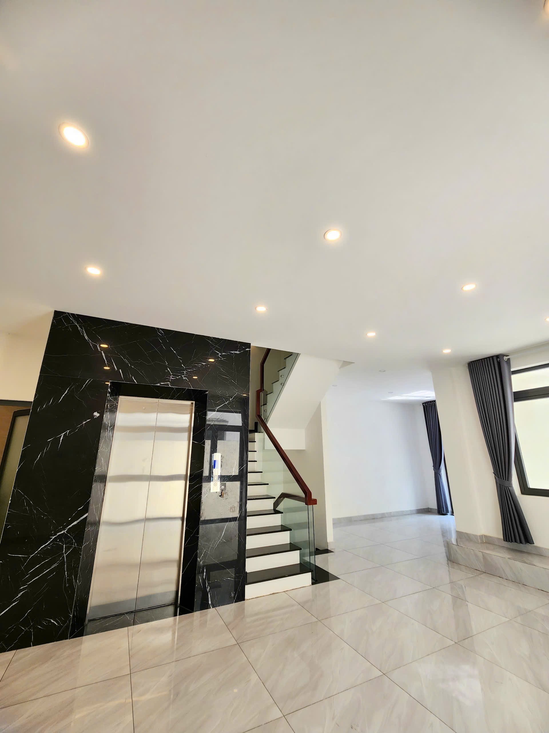 Cho thuê Biệt thự Phường Bình Trưng Tây, Quận 2, Diện tích 162m², Giá 75 Triệu/tháng 4