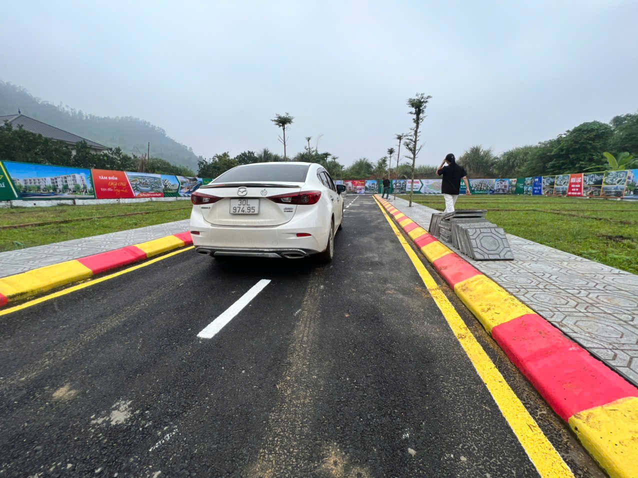 SỐC ĐẤT HÀ NỘI - GIÁ 2,3 TỶ GẦN ĐẠI HỌC QUỐC GIA - TRƯỜNG FPT 3