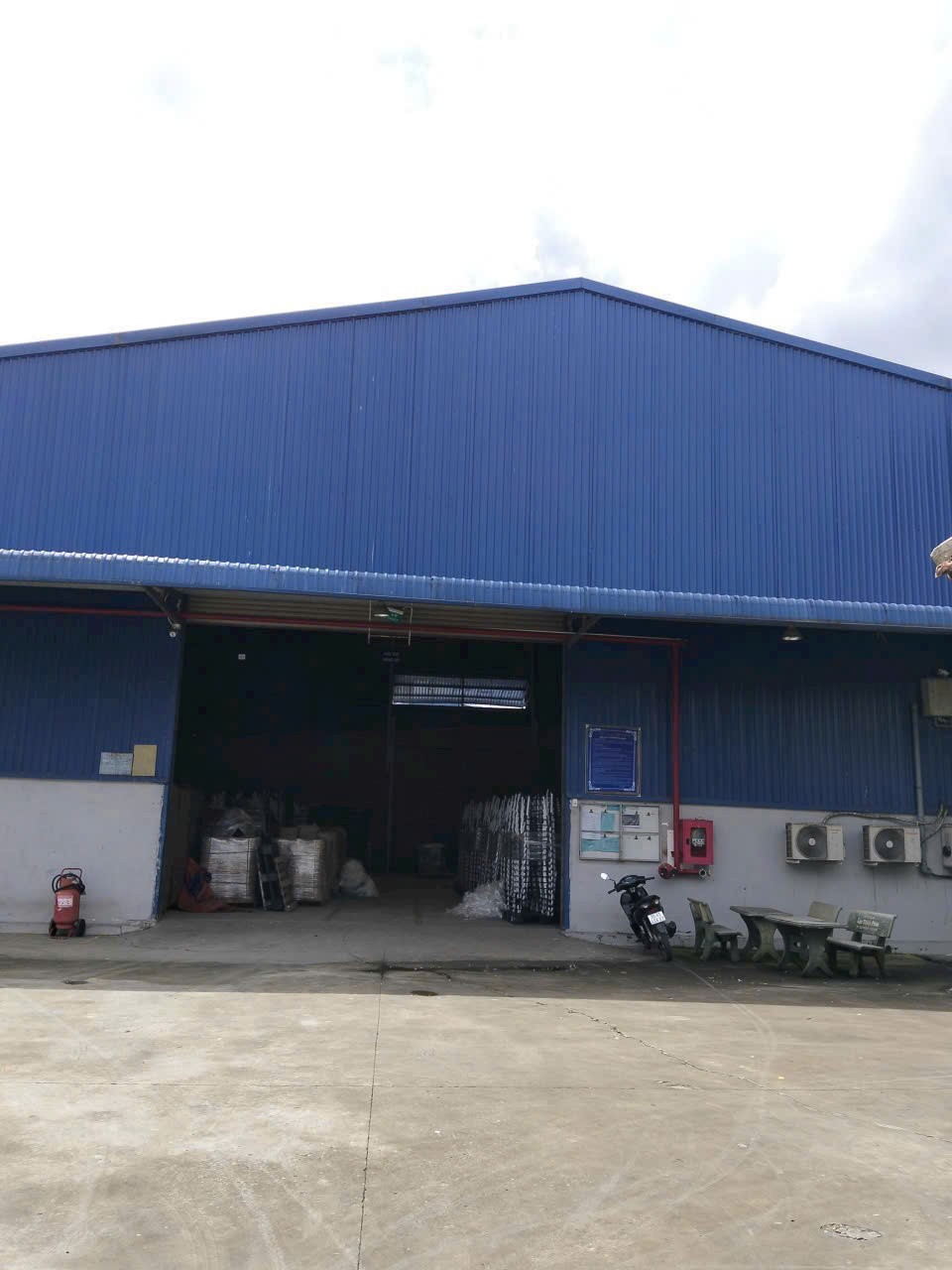 Bán nhà xưởng xã Nhuận Đức đang hoạt động tdt 5100m2 full thổ ( dt xưởng 3500m2) giá 45 tỷ 3