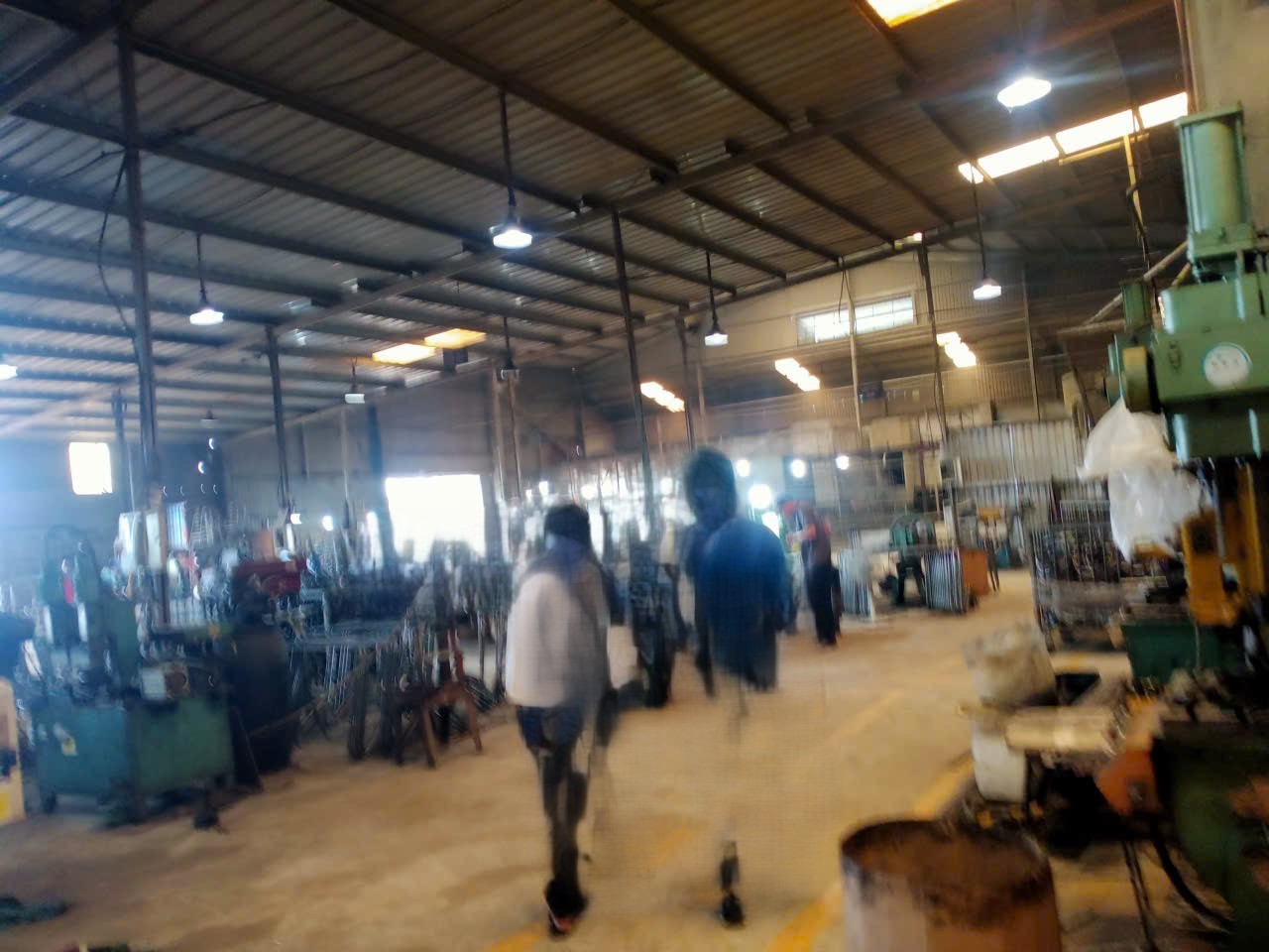 Bán nhà xưởng xã Nhuận Đức đang hoạt động tdt 5100m2 full thổ ( dt xưởng 3500m2) giá 45 tỷ 8