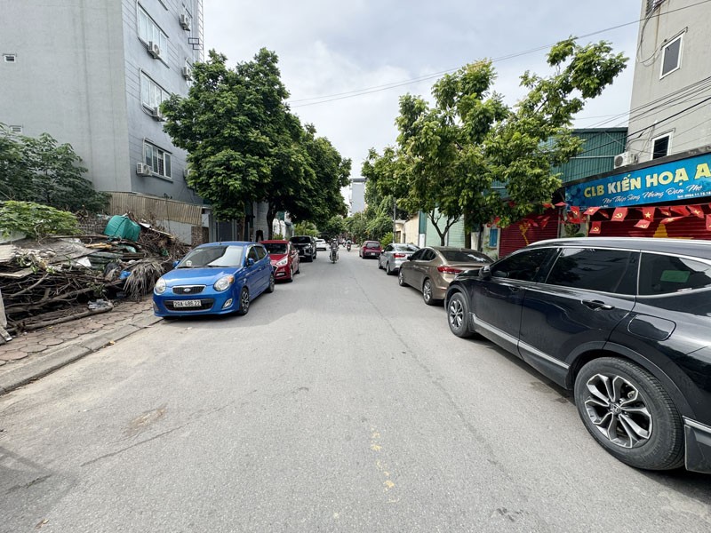 Bán lô góc Kinh Doanh 136m2 KĐT 31ha Trâu Quỳ - Mặt tiền rộng 23m, gần trung tâm 5