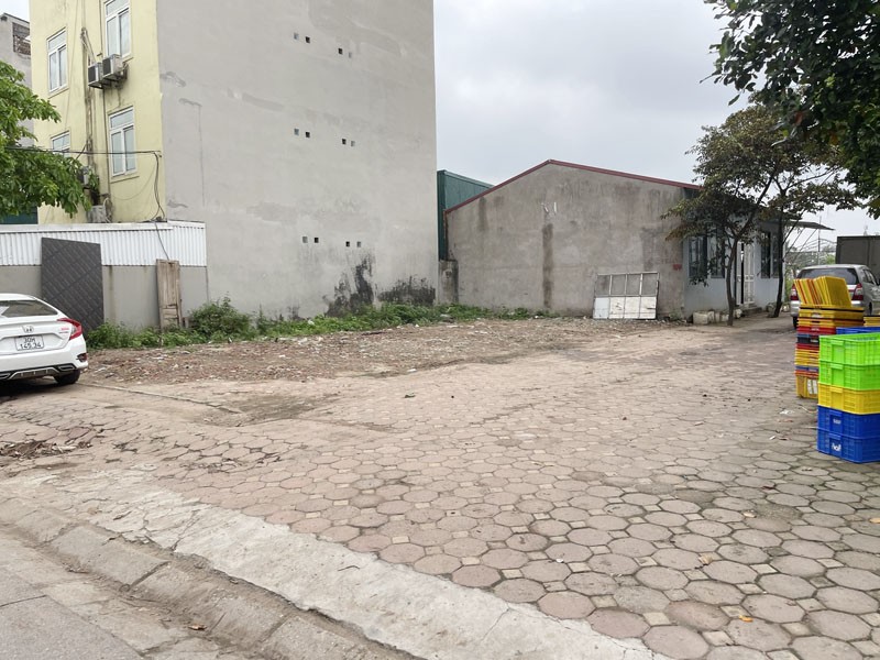 Bán lô góc Kinh Doanh 136m2 KĐT 31ha Trâu Quỳ - Mặt tiền rộng 23m, gần trung tâm 6