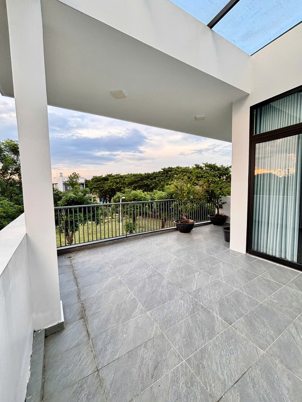 Cần bán Biệt thự Phường Long Thạnh Mỹ, Quận 9, Diện tích 200m², Giá 020 Tỷ 9