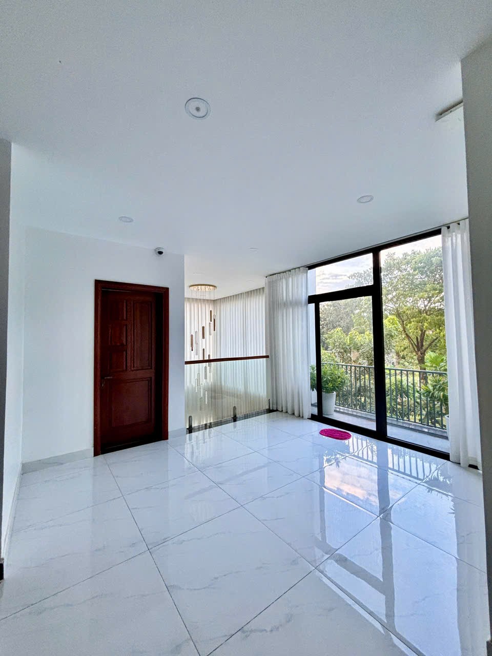 Cần bán Biệt thự Phường Long Thạnh Mỹ, Quận 9, Diện tích 200m², Giá 020 Tỷ 6