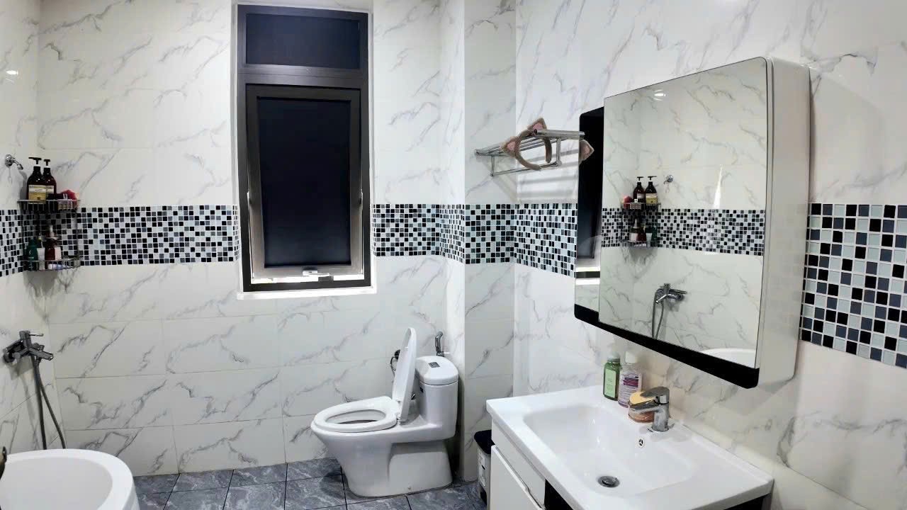 Cho thuê Nhà mặt tiền Quận 2, Hồ Chí Minh, Diện tích 105m², Giá 75 Triệu/tháng 18