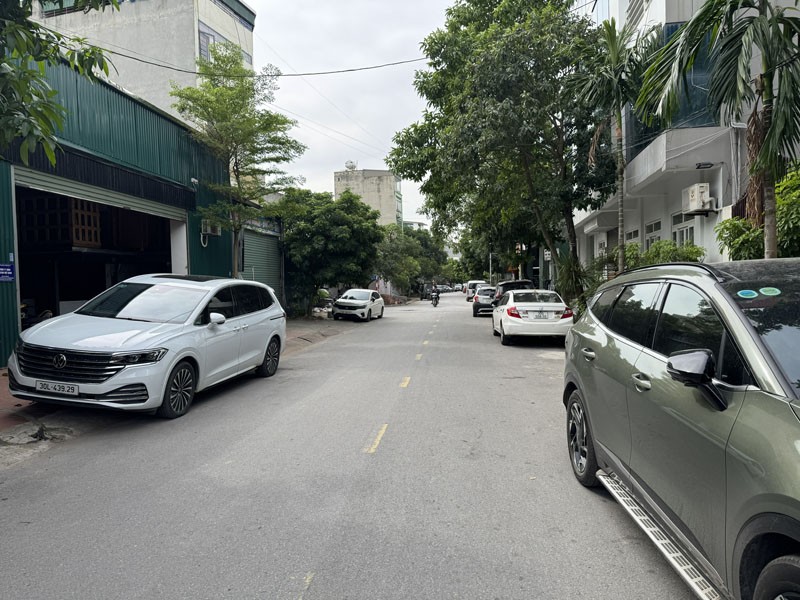 Bán Lô Đất 107m2 Sẵn Xưởng KĐT 31ha Trâu Quỳ - Mặt Tiền 5,29m Đẹp, VP/Nhà Hàng Cực Đỉnh! 3