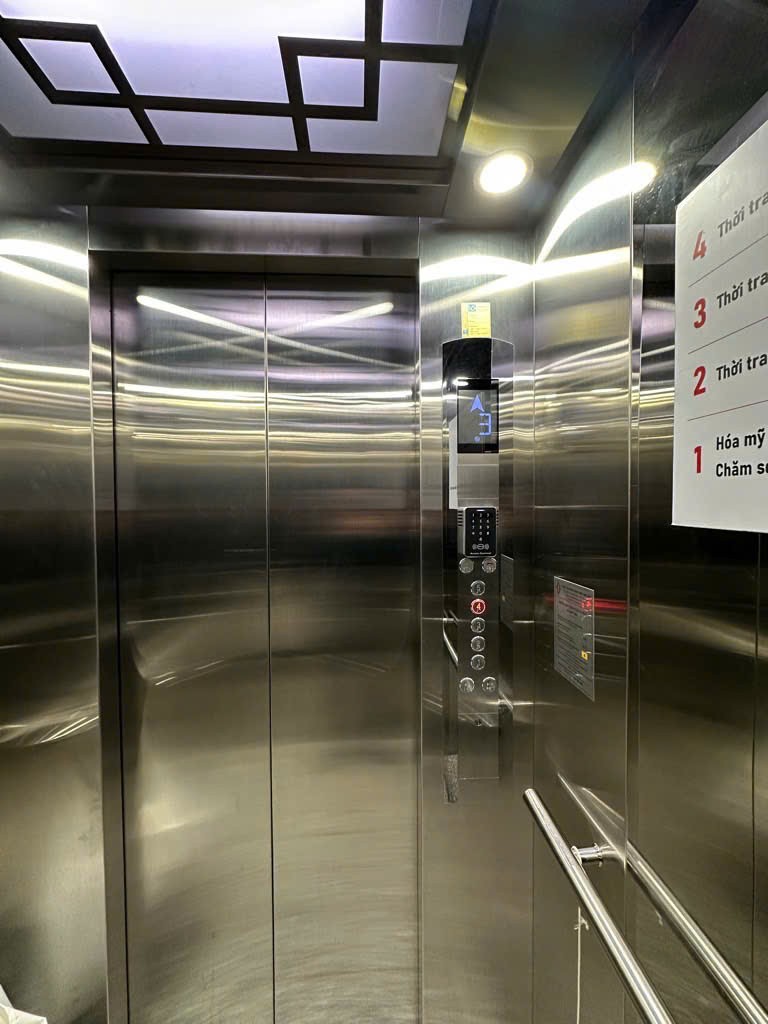 GIẢM SÂU 4 TỶ - CHỦ THIỆN CHÍ - MẶT PHỐ CẦU GIẤY - 2 MẶT TIỀN - SỔ VUÔNG ĐÉT. 4