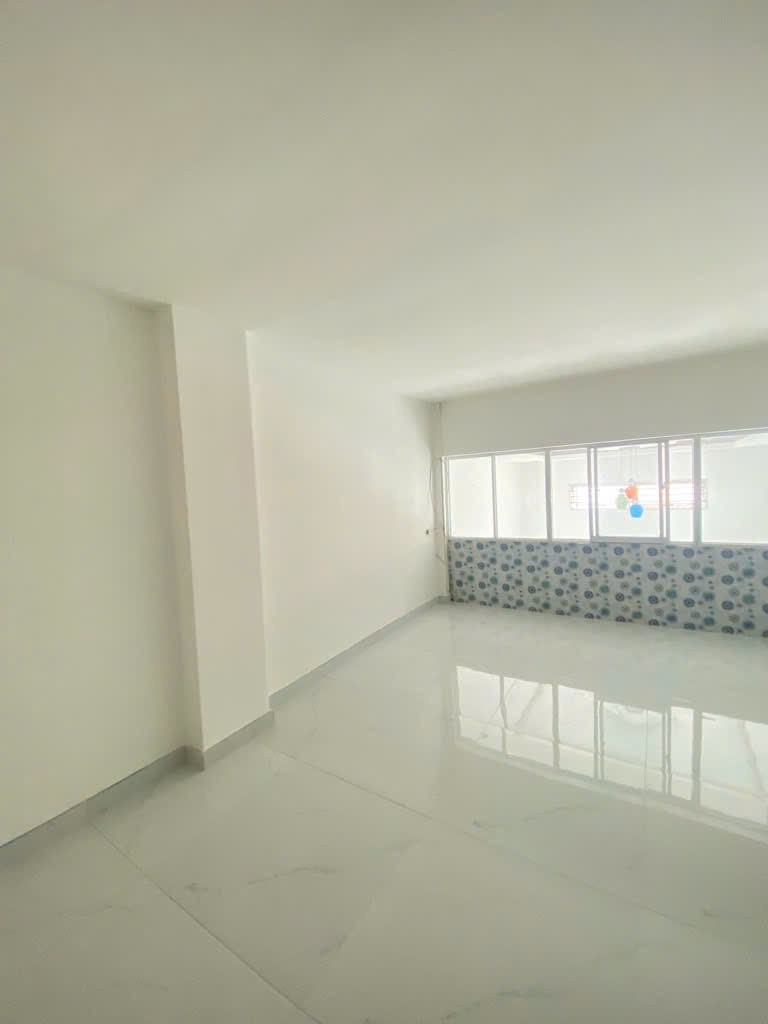 Bán Gấp Nhà Hẻm Nguyễn Thị Thập, Q7: 40m2, 2 Tầng, SH, Giá Chỉ 5.8 Tỷ 3