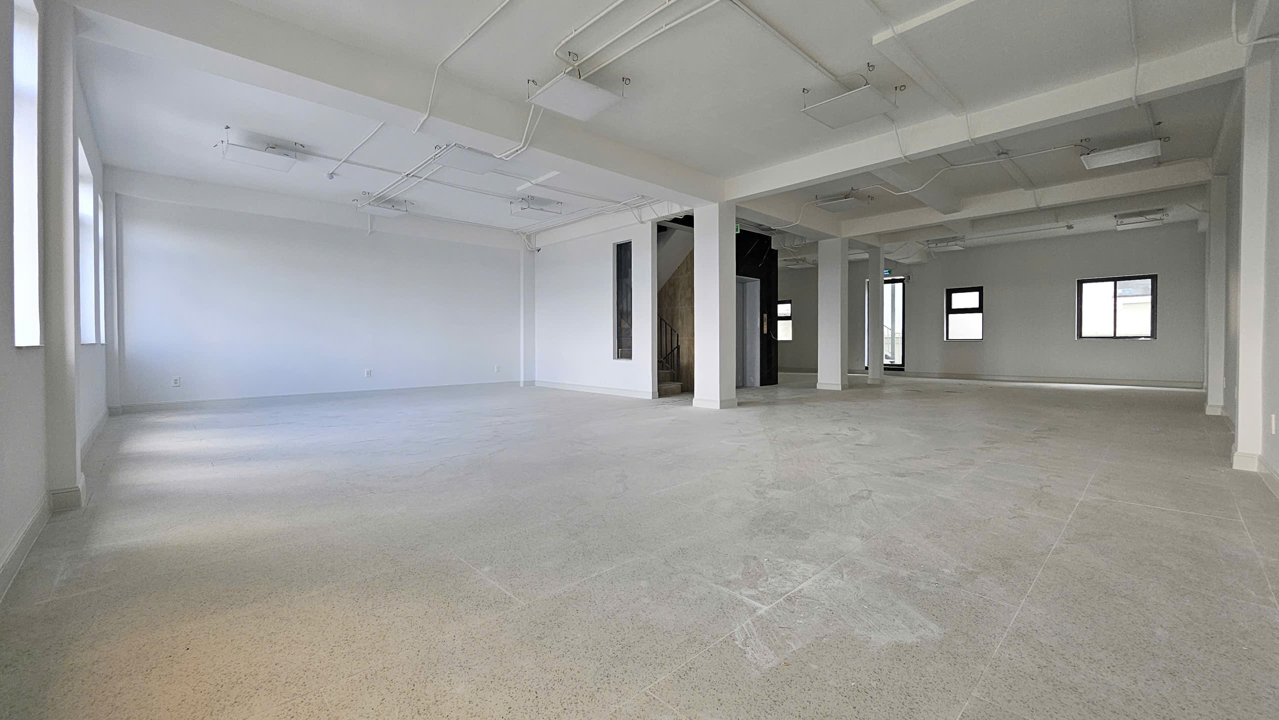 Cho thuê Nhà mặt tiền Phường Bình Trưng Tây, Quận 2, Diện tích 200m², Giá 125 Triệu/tháng 7