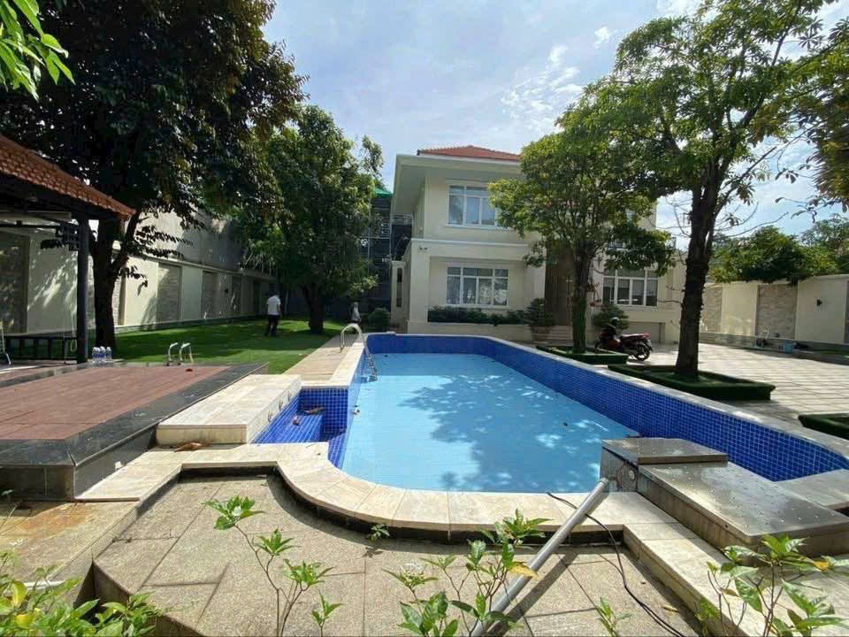 Cho thuê Biệt thự Phường Thảo Điền, Quận 2, Diện tích 900m², Giá Thương lượng 8