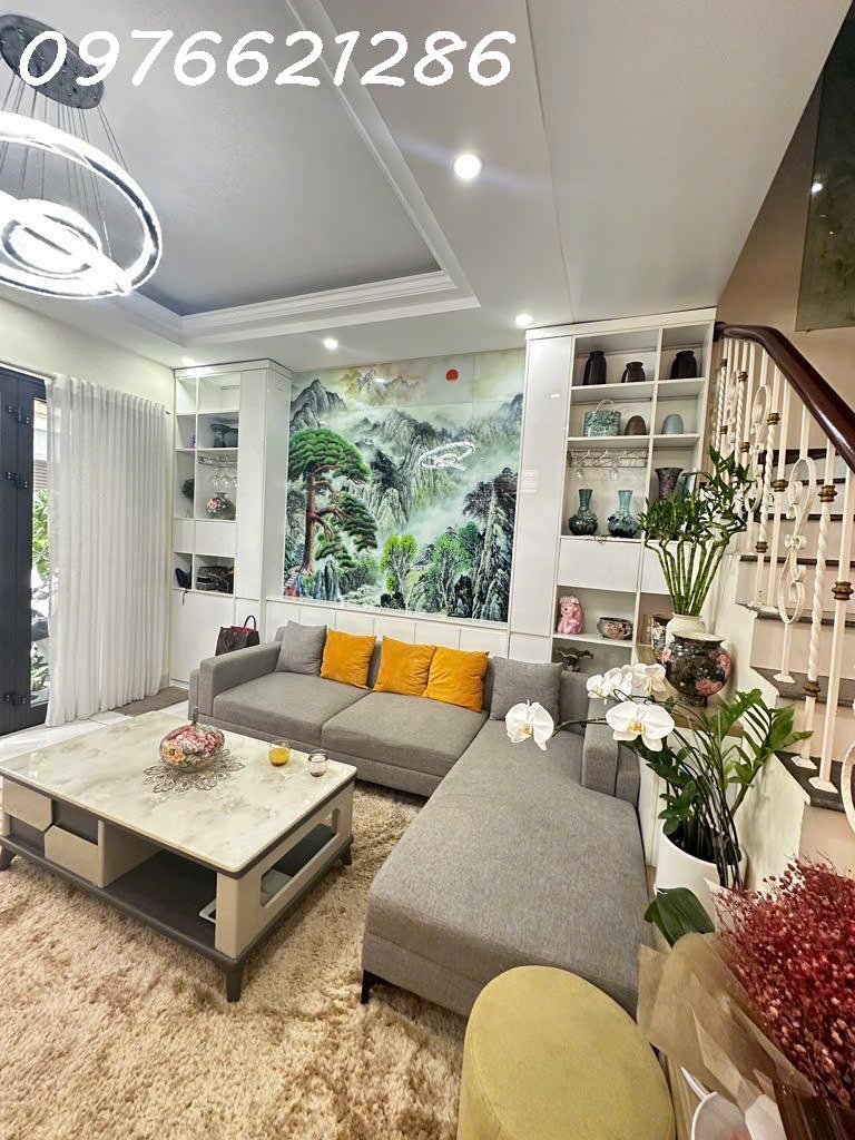 SIÊU PHẨM LÔ GÓC NGỌC THỤY – BỒ ĐỀ – FULL NỘI THẤT – Ô TÔ TRÁNH – KHU VIP GẦN TRƯỜNG PHÁP, CÔNG