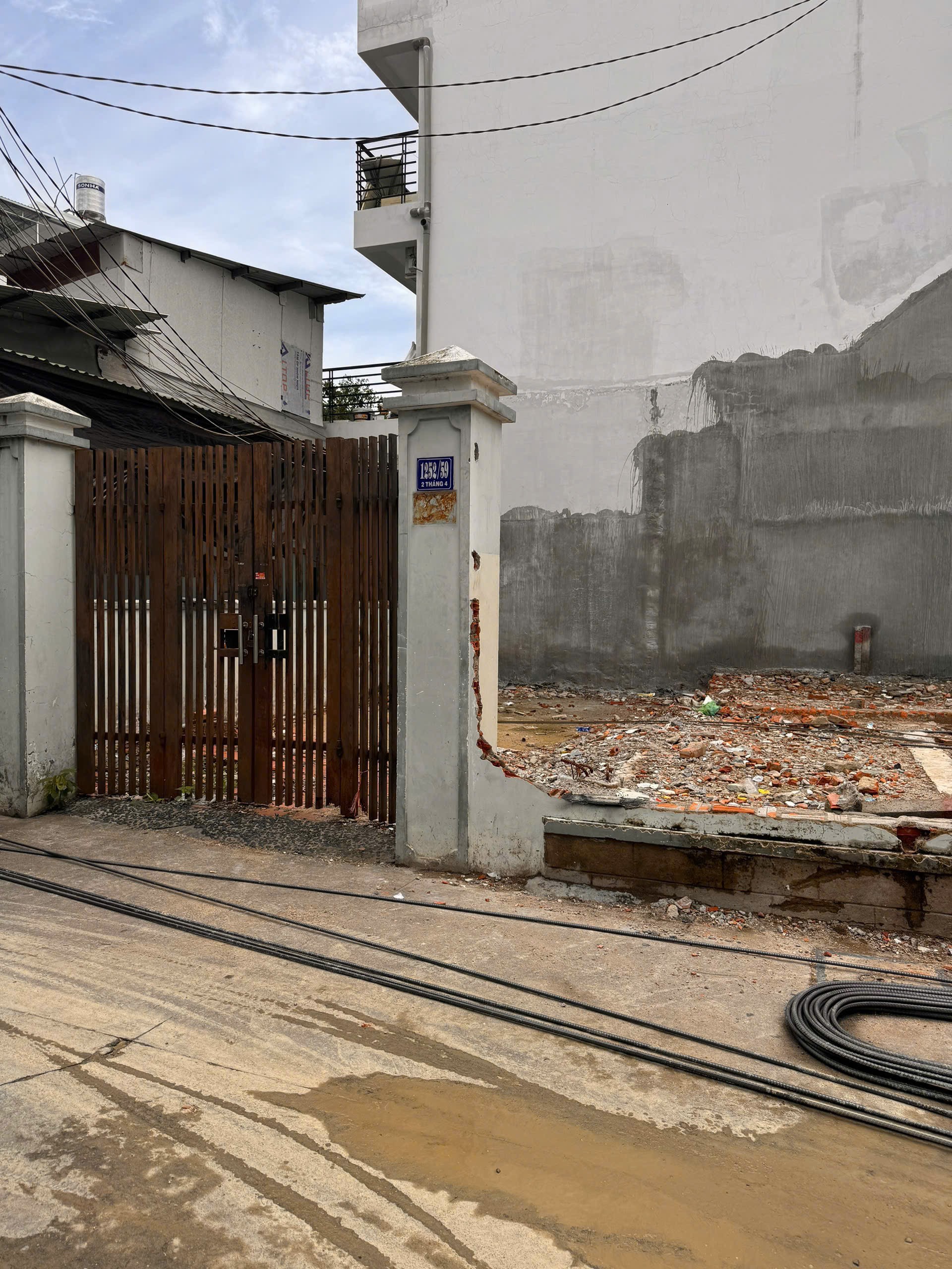 BÁN LÔ ĐẤT ĐẸP NGANG 5m8 HẺM  OTO ĐUA NGAY TTTP NHA TRANG. 4