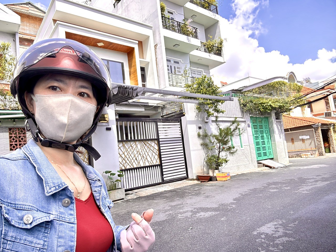 BÁN NHÀ 2 MT XE HƠI THÔNG THOÁNG- NHÀ ĐẸP VÀO Ở NGAY- Đ,TRẦN XUÂN SOẠN THÔNG RA HUỲNH TÂN PHÁT.