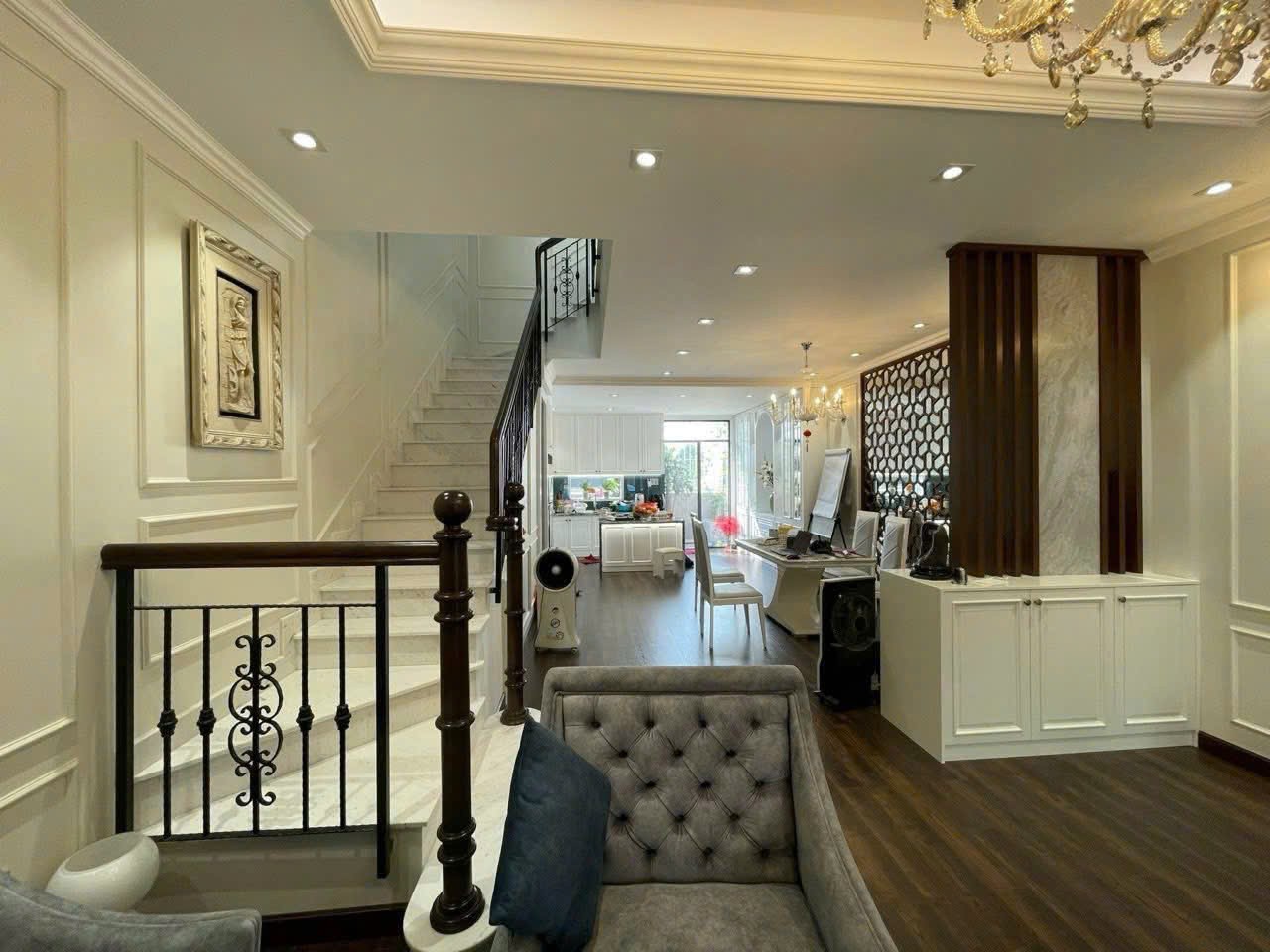 Cho thuê Nhà mặt tiền Phường Phú Hữu, Quận 9, Diện tích 100m², Giá 025 Triệu/tháng