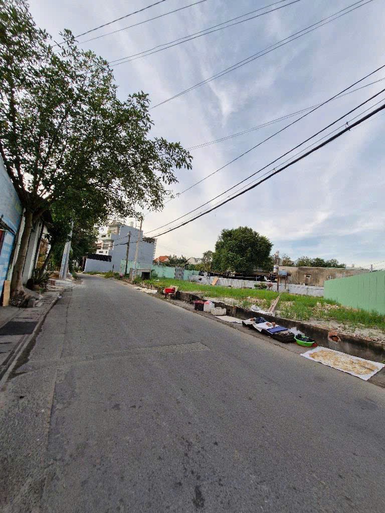 Cần bán Đất Phường Phước Long B, Quận 9, Diện tích 137m², Giá 8 Tỷ 2