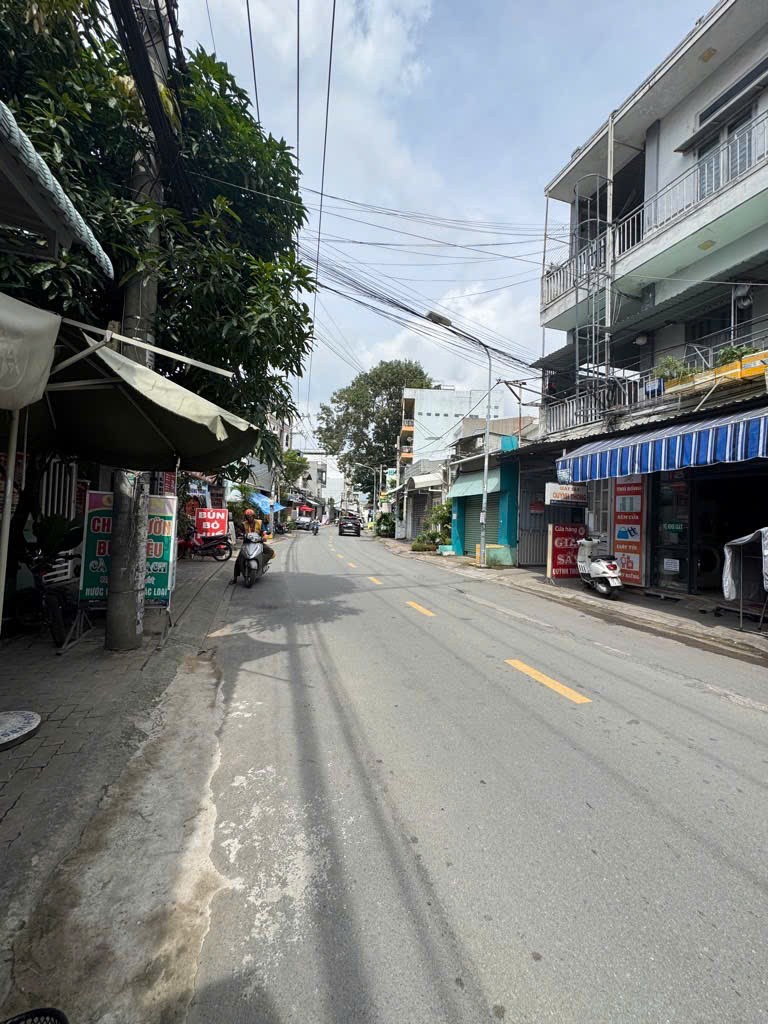 Cần bán Nhà mặt tiền Phường Phước Long B, Quận 9, Diện tích 86m², Giá 9.4 Tỷ 2