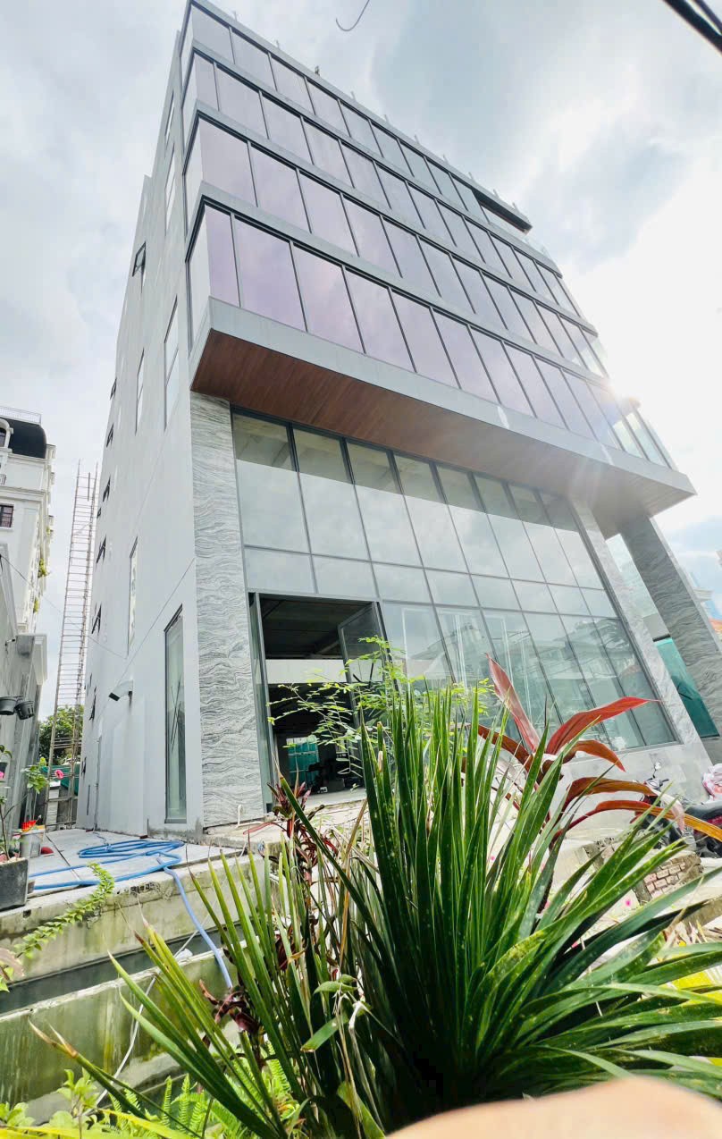 Cho thuê Văn phòng Phường Thảo Điền, Quận 2, Diện tích 247m², Giá 160 Triệu/tháng 2