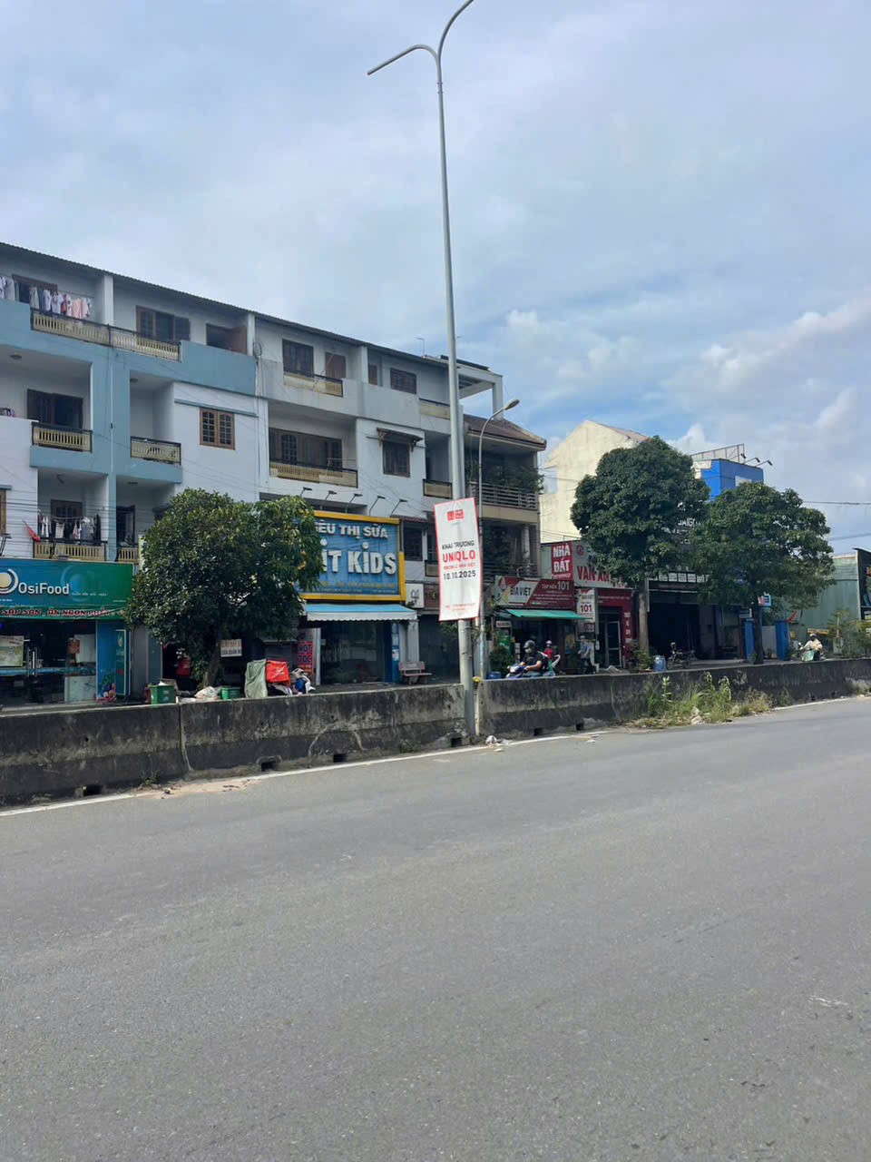 Cần bán Nhà mặt tiền Phường Phước Long B, Quận 9, Diện tích 100m², Giá 23 Tỷ 2