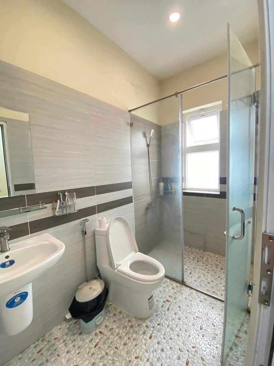 Cần bán Nhà mặt tiền Phường Phước Long B, Quận 9, Diện tích 75m², Giá 11.9 Tỷ 4