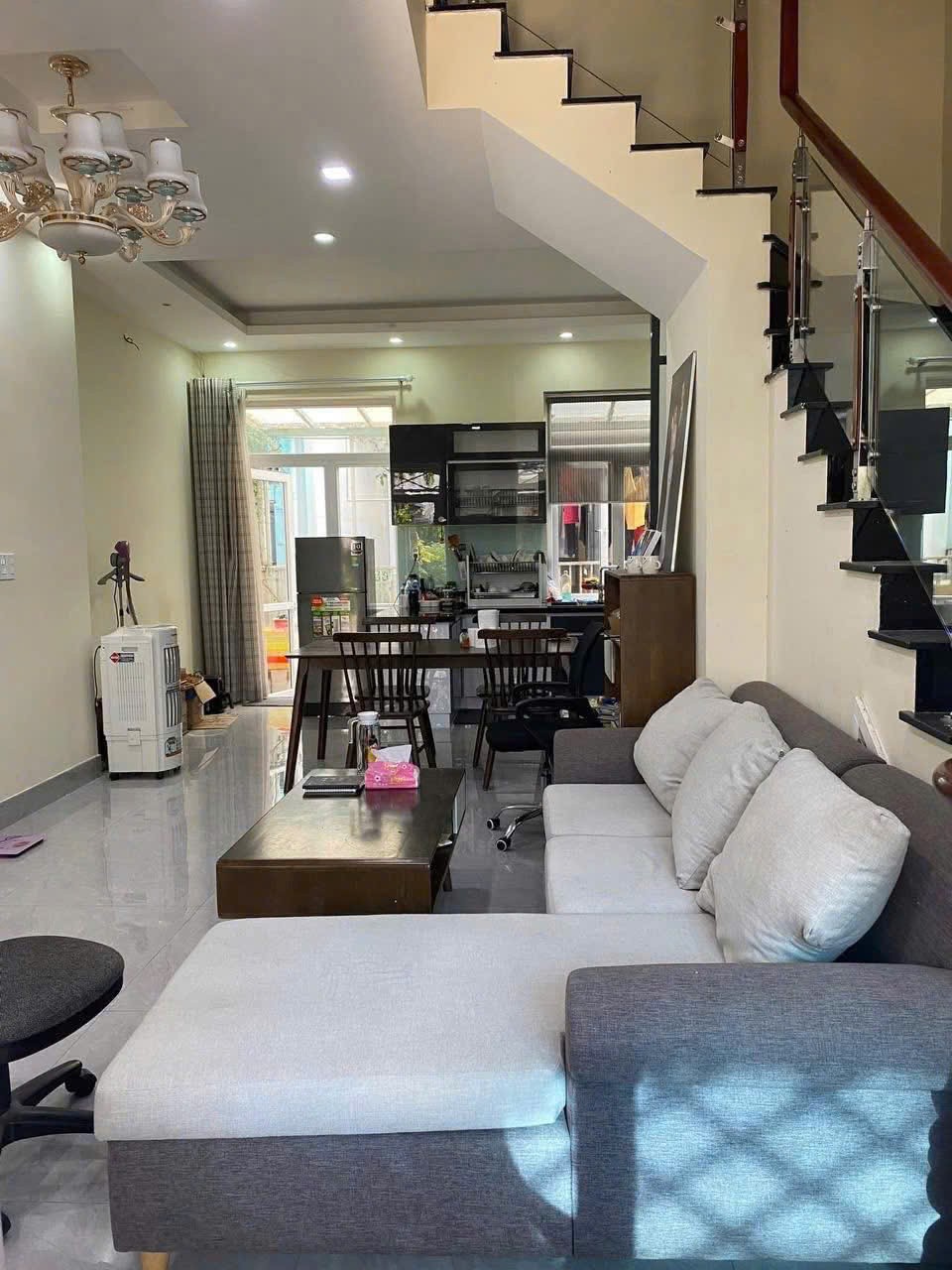 Cần bán Nhà mặt tiền Phường Phước Long B, Quận 9, Diện tích 75m², Giá 11.9 Tỷ 6