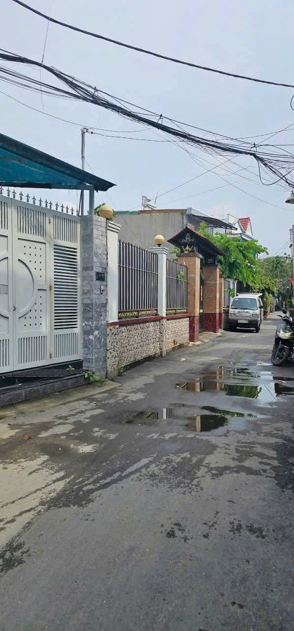 Bán nhà  đường Số 11, Phường Trường Thọ, Thủ Đức. DT 48m2, 2 tầng, 3PN, SH, giá 4.45  tỷ. 5